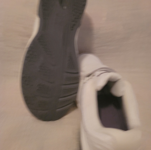 New Balance 813 Wide Walking shoes "NEW WITH OUT BOX" - Picture 3 of 7